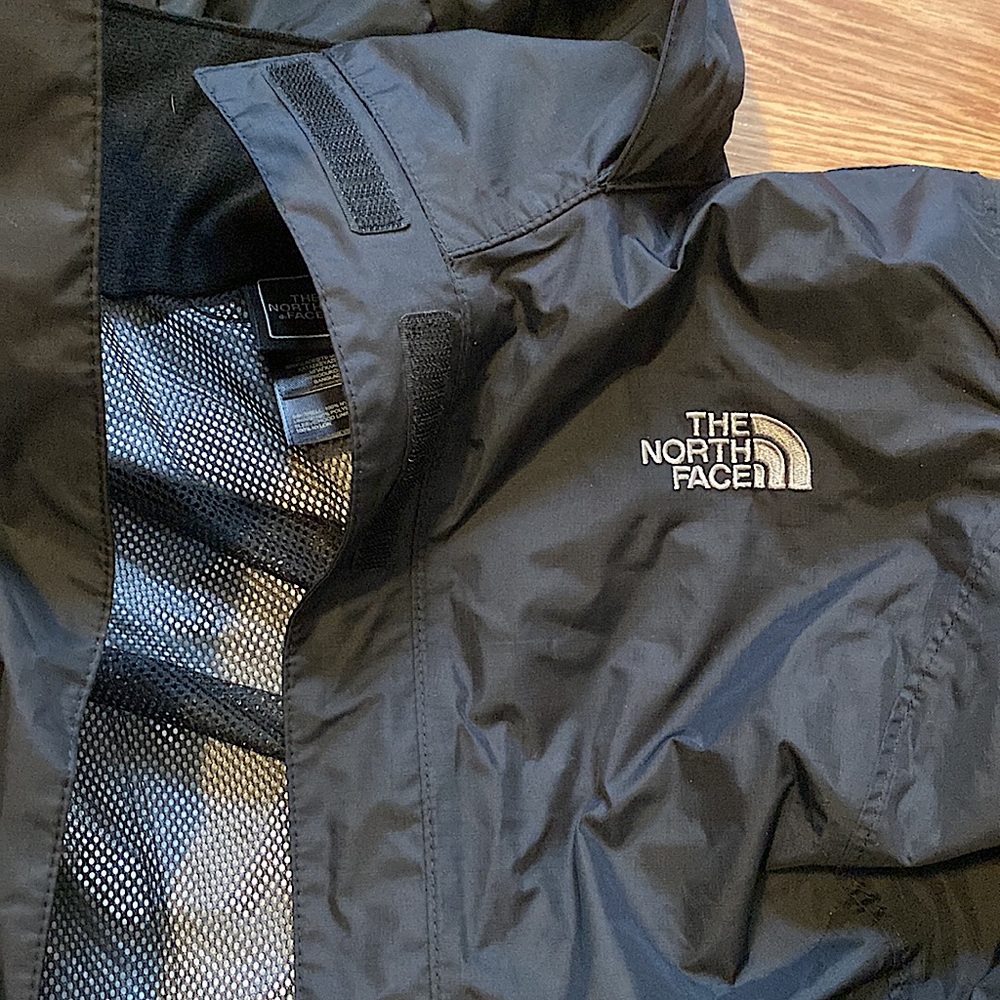 The Northface Raincoat - Black